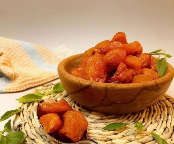 تصویر 2 از قیمت آلو بخارا ترش + خرید باور نکردنی